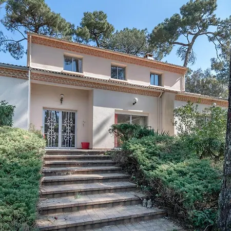 Avec Jacuzzi - 15 Pers. A 350m De La Holiday home Saint-Brevin-les-Pins