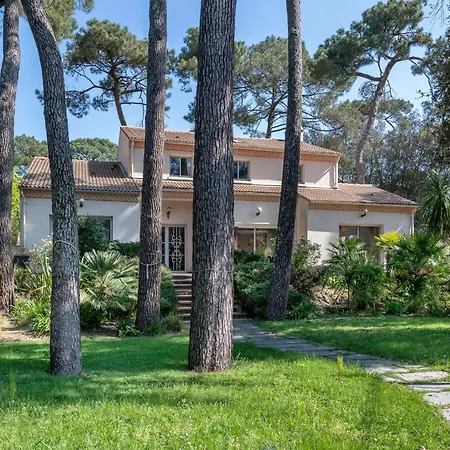 Avec Jacuzzi - 15 Pers. A 350m De La