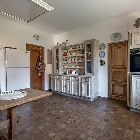 15 Pers Avec Jacuzzi, A Pied Ferienhaus