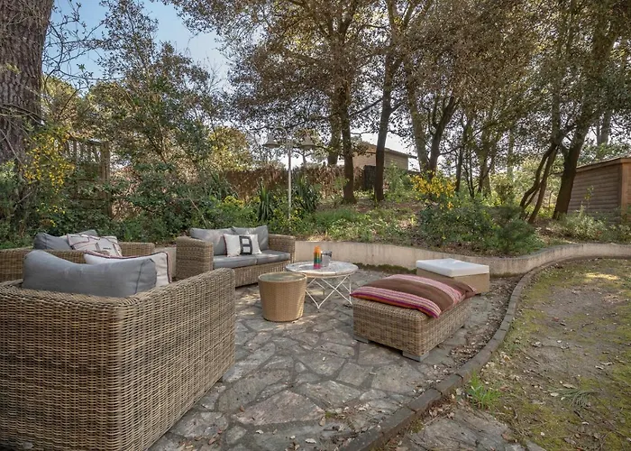 펜션 Avec Jacuzzi - 15 Pers. A 350m De La *