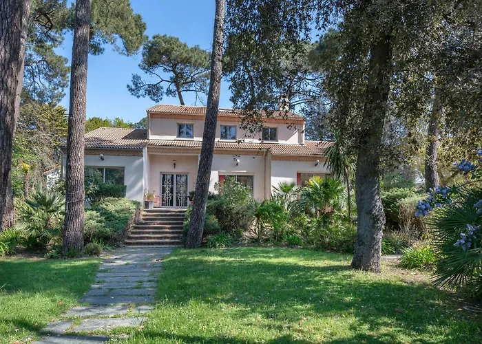 Avec Jacuzzi - 15 Pers. A 350m De La Saint-Brévin-lʼOcéan